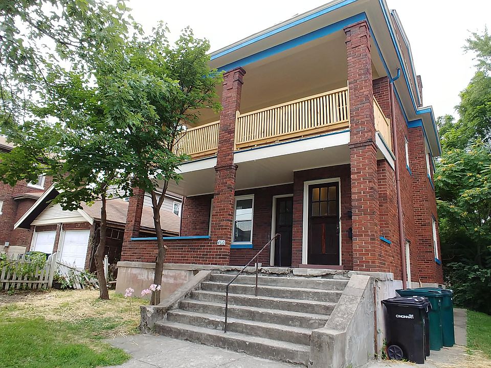 1st image of 460 Lloyd Pl APT 3