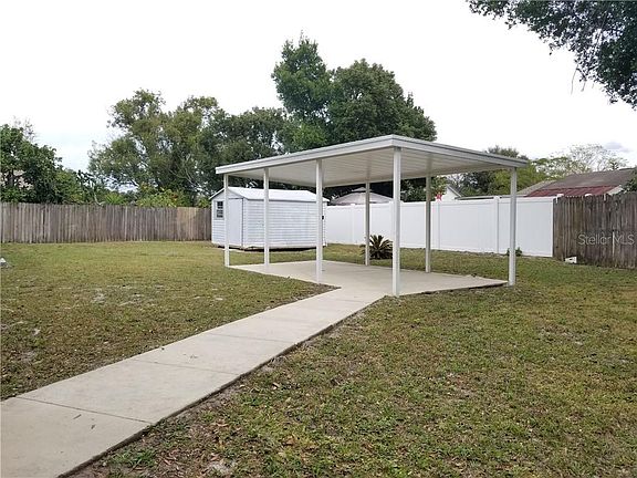 4th image of 2417 Princess Carol Ct