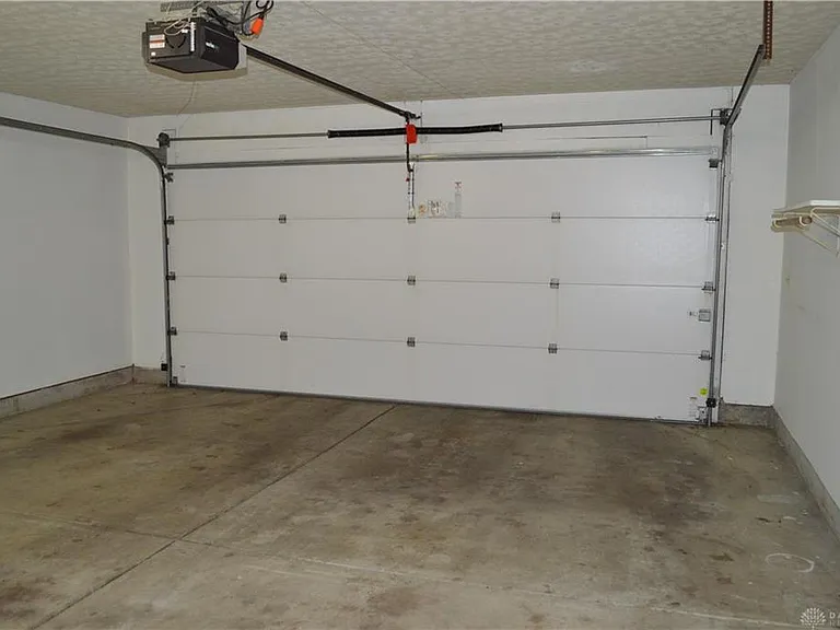 1280 Kentshire Dr — Photo 31