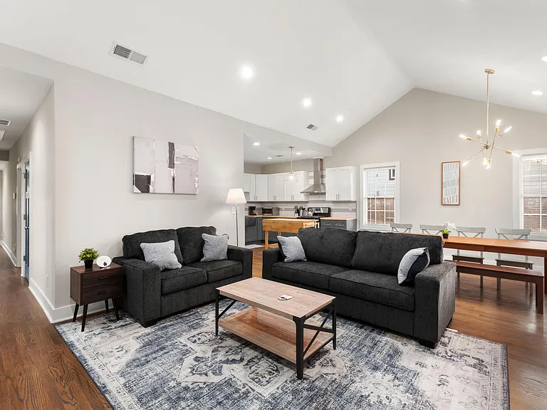1690 Donald Lee Hollowell Pkwy NW — Photo 34