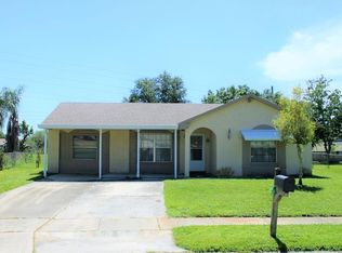 7920 Putnam Cir, New Port Richey, FL 34655