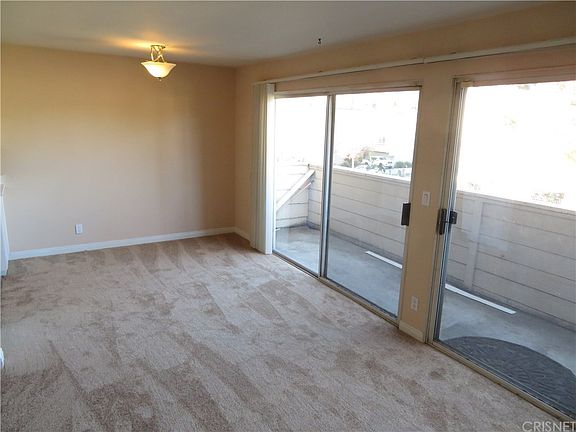 5th image of 9920 Jordan Ave Unit 3
