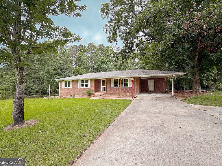 77 Franklin Hwy — Photo 1