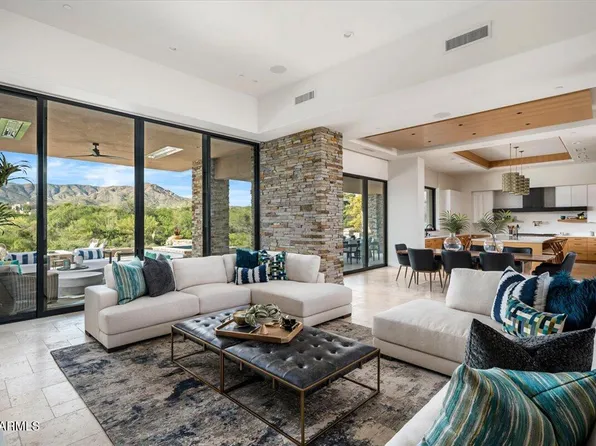 10332 E FILAREE Lane, Scottsdale, AZ 85262