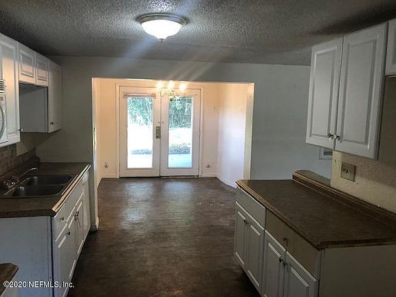 3rd image of 6334 Barry Dr W