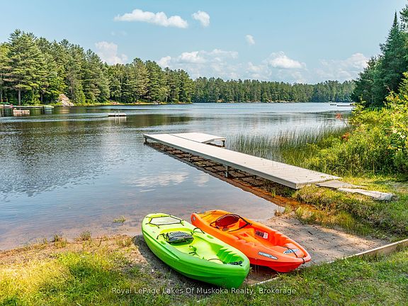 3rd image of 1035 Atkins Lake Rd