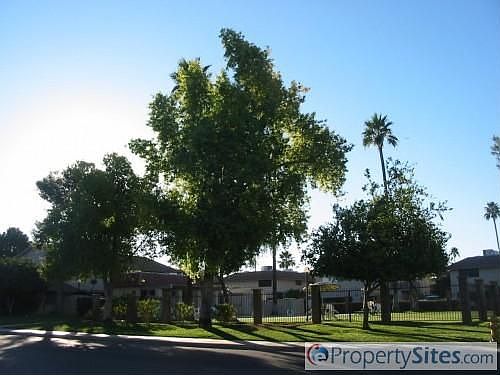 2nd image of 1206 N 84th Pl