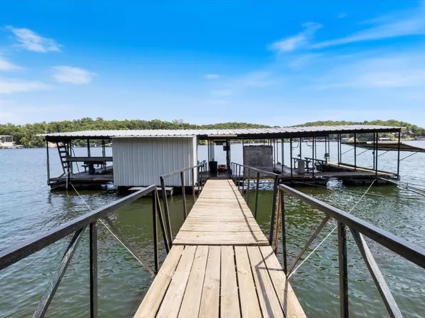 48 Kelly Cir, Rocky Mount, MO 65072