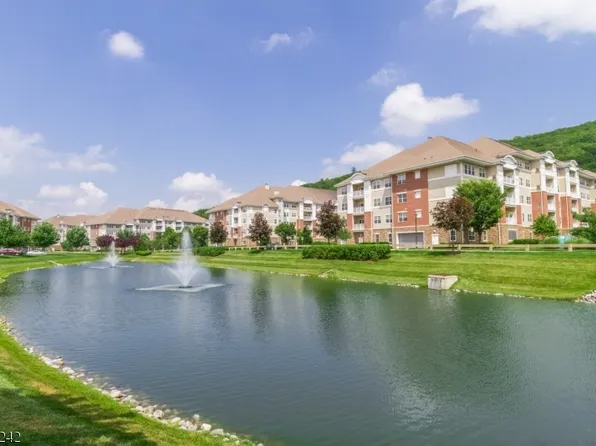 2316 Warrens Way #2316, Wanaque Boro, NJ 07465