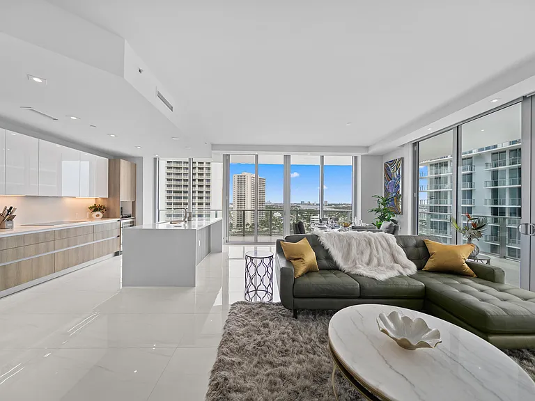 3100 N Ocean Dr #H-1608 — Photo 17