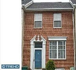 1st image of 309 Palmerston Ct