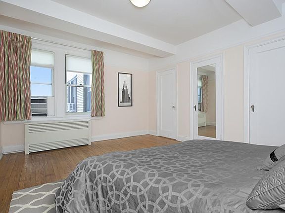 4th image of 1296 2nd Ave #16Q