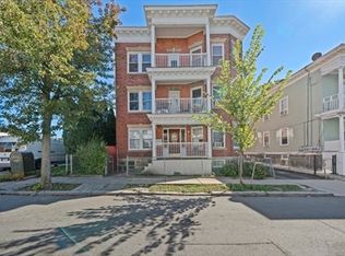 25 Perkins St #2, Salem, MA 01970