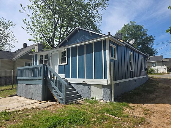 2nd image of 904 Crowder St