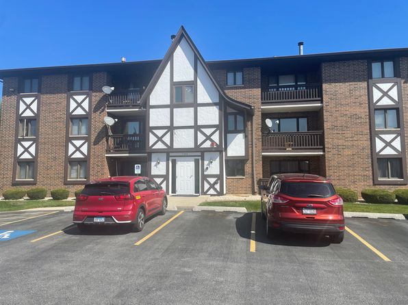 5204 W 122nd St APT 3A