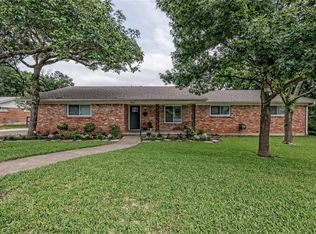 8932 Whippoorwill Dr, Woodway, TX 76712