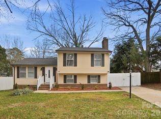 6621 Piney Path Rd, Charlotte, NC 28212