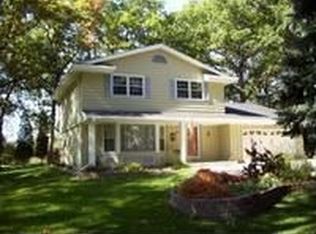 W1076 Spleas Skoney Rd, East Troy, WI 53120