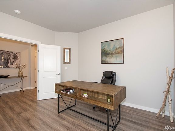 4th image of 12825 60th Ave E