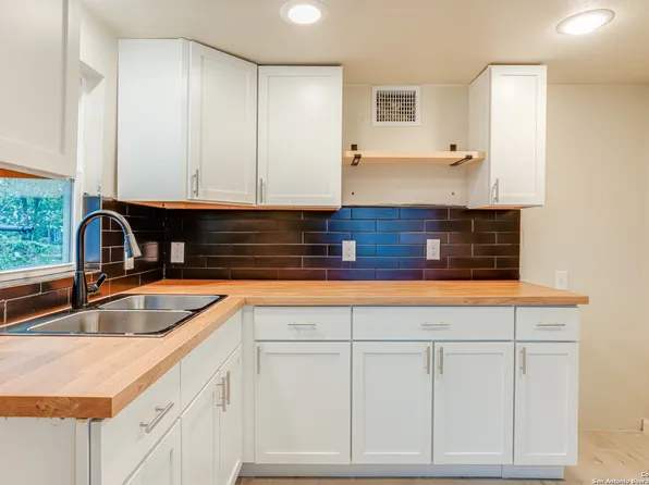 1312 PLEASANTON RD, San Antonio, TX 78214