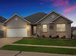 3553 Lakeview Heights Dr, Saint Louis, MO