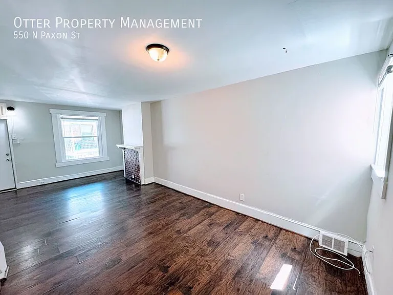 550 N Paxon St — Photo 9