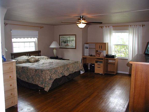 4th image of 5169 Highview Dr