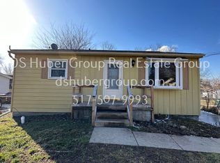 5916 Piper Ave, Lansing, MI 48911