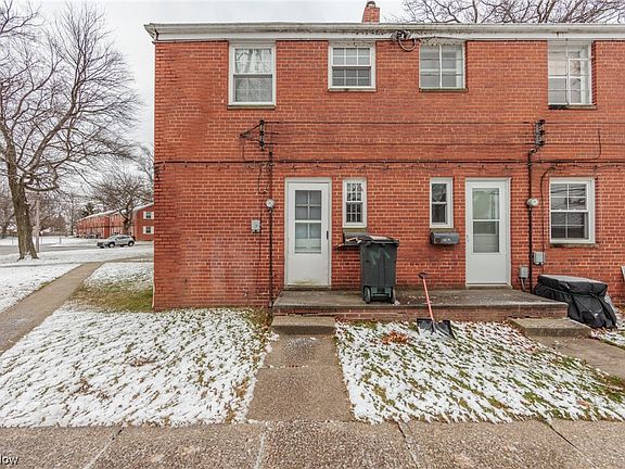3rd image of 461 Kenwood Dr APT N