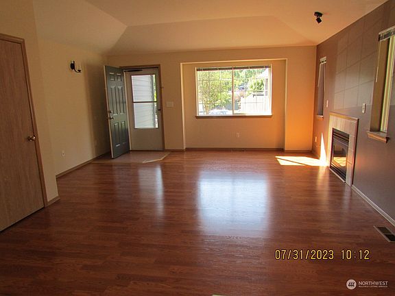 3rd image of 1767 Sage Court