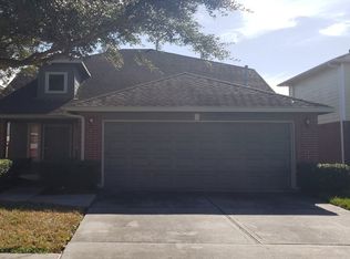 11718 Fossil Rock Ln, Houston, TX 77034