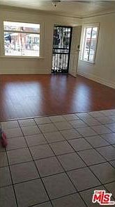 5th image of 325 W 49th St