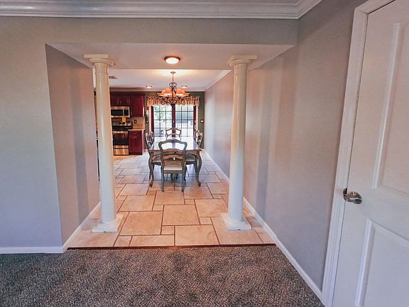 3rd image of 26 Eastover Dr