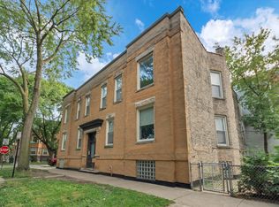 3702 N Hoyne Ave #2S, Chicago, IL 60618