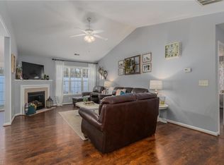 7855 Woodpark Dr, High Point, NC 27265