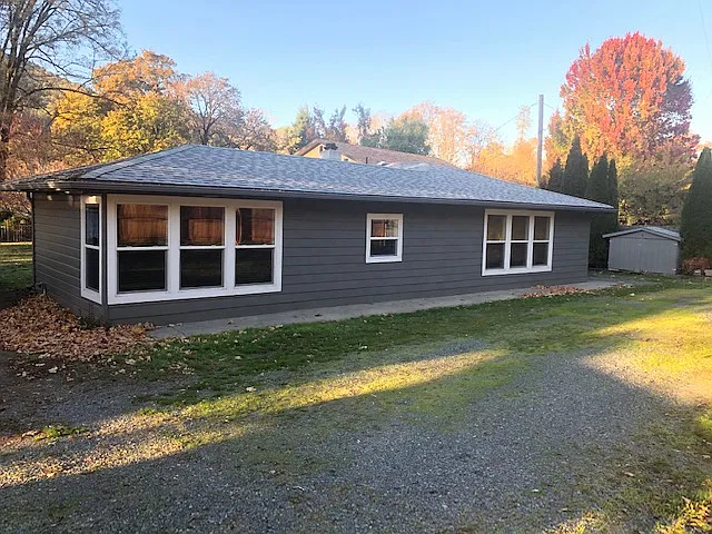 8020 Rogue River Highway - 1 — Photo 1