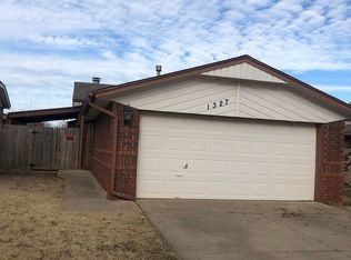 1327 SW 95th St, Oklahoma City, OK 73159
