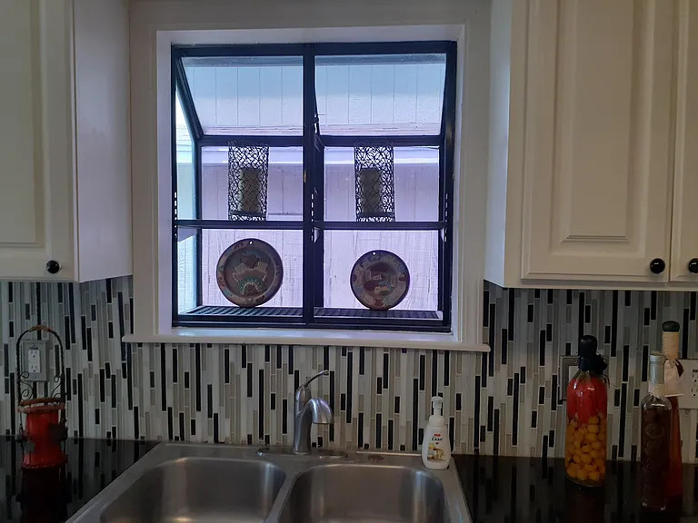 2753 Camargo Dr — Photo 13