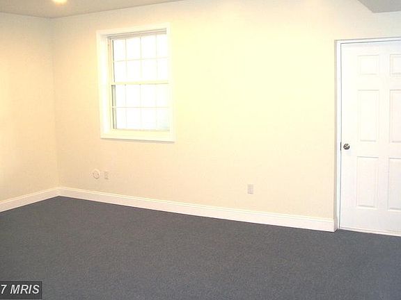 5th image of 10910 Marilta Ct