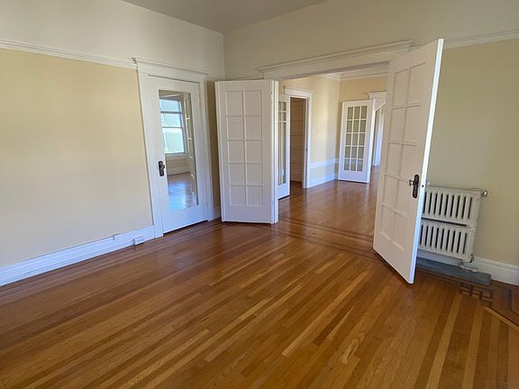5th image of 2852 California St APT 11