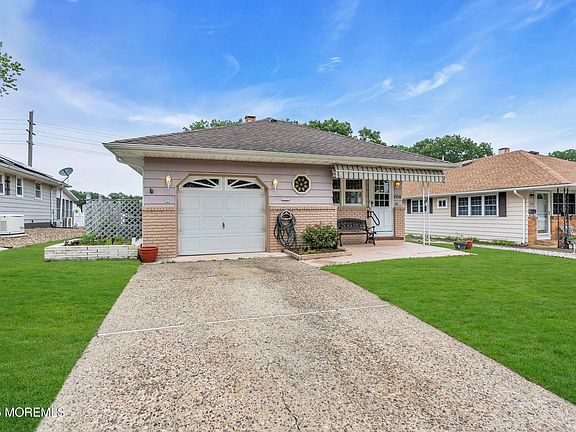 5th image of 1712 Mount Idenburg Lane