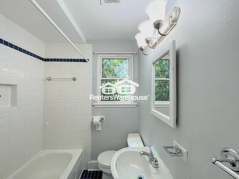2211 North St — Photo 15