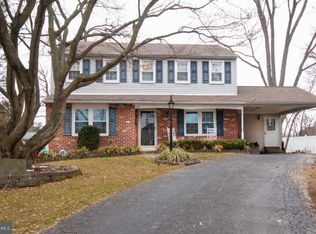 209 Villanova Ave, Swarthmore, PA 19081