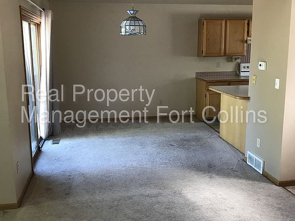 4th image of 2230 Yorkshire St