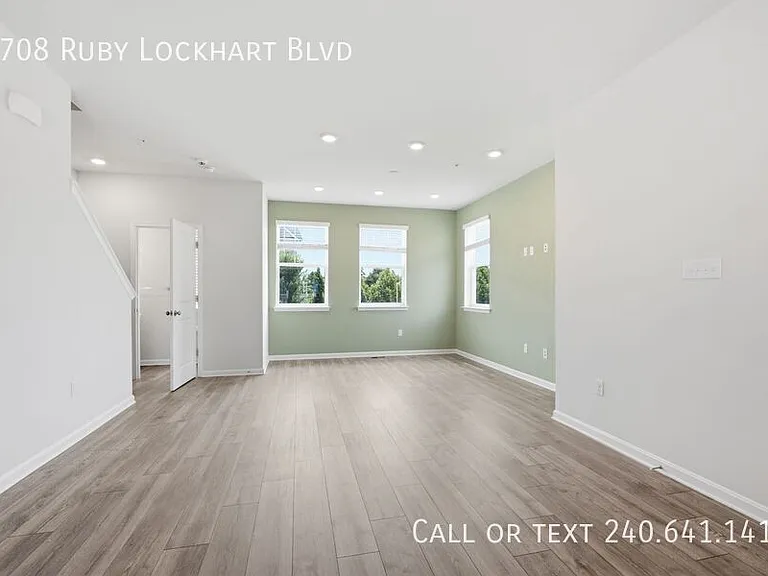 9708 Ruby Lockhart Blvd — Photo 2