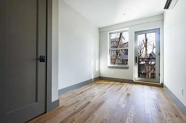 Rented by Brooklyn Group | media 19