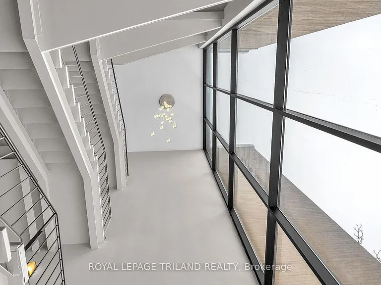 104 Devonshire Ave #504 — Photo 3