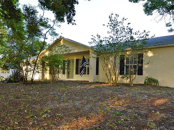 3rd image of 17 Berry Dr