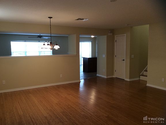 2nd image of 17529 Queensland St