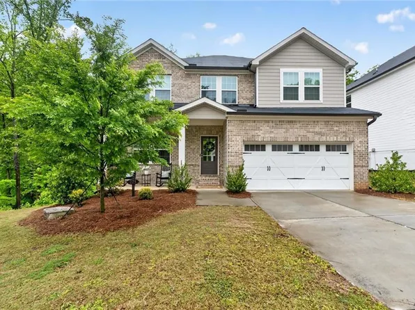 225 Magnolia Dr, Dawsonville, GA 30534